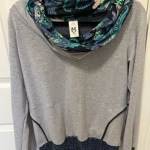 Maaji sweatshirt with colorful color